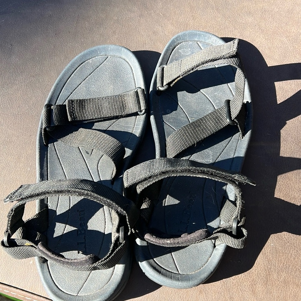 LL Bean Sandals size 8.5
